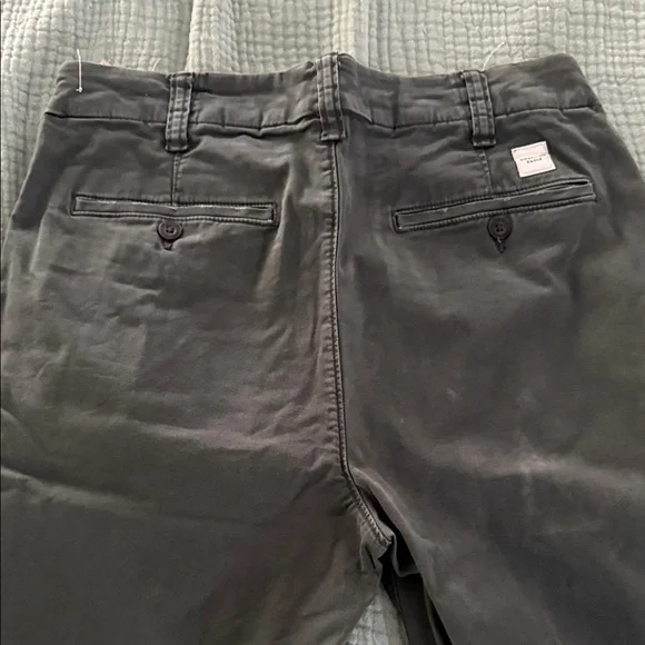 American Eagle Outfitters Dark Olive Chinos - Picture 3 of 3